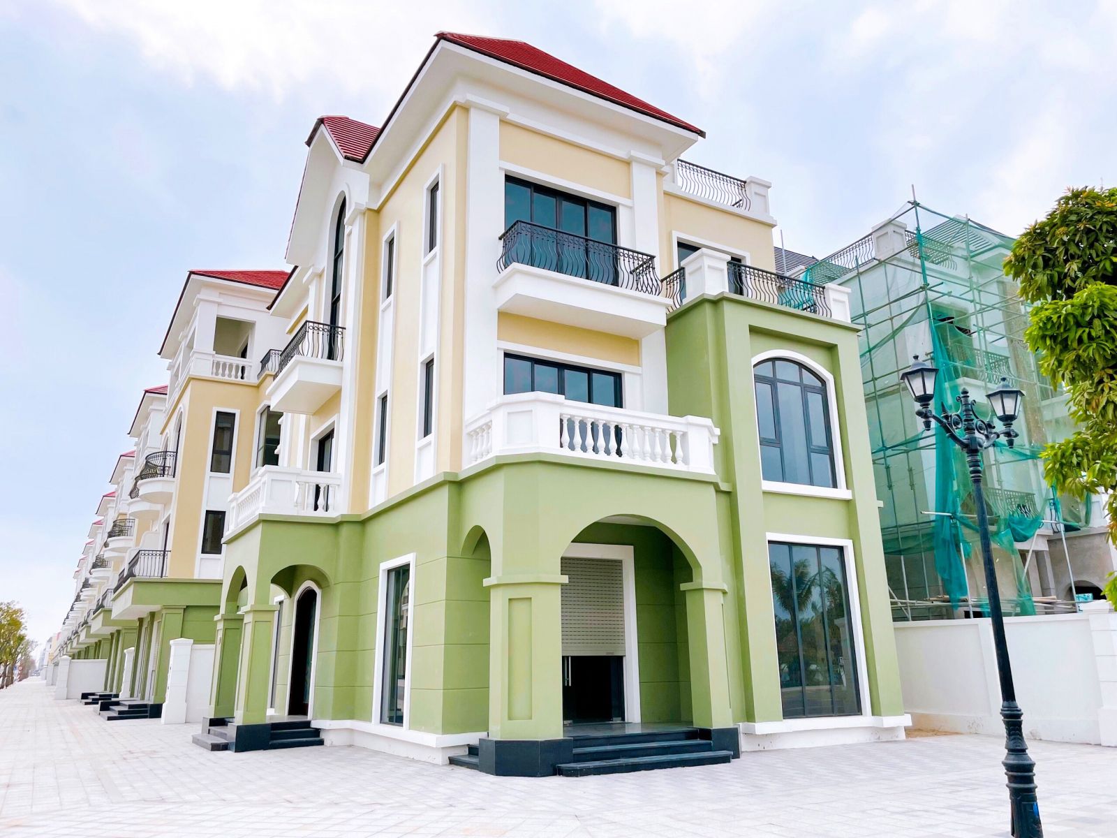 Shophouse Đơn lập mặt hồ San Hô 21 Vinhomes Ocean Park 2