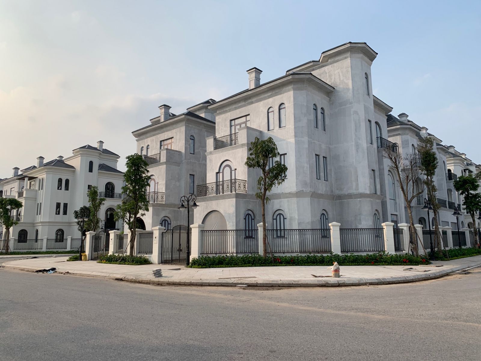 chuyển nhượng biệt thự đơn lập góc mặt hồ phân khu Sao Biển Vinhomes Ocean Park