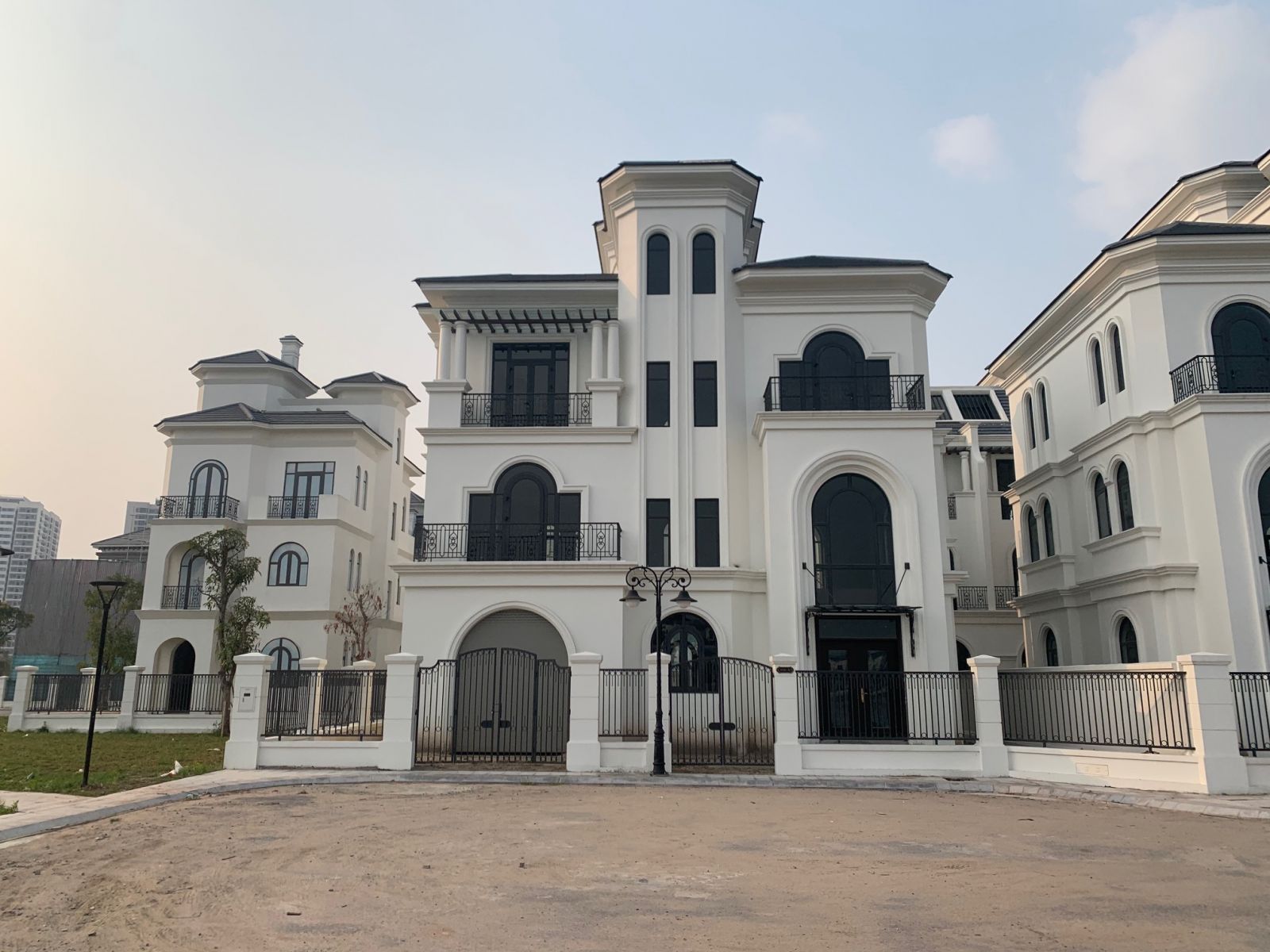biệt thự đơn lập góc ngọc trai 1 mặt hồ Vinhomes Ocean park