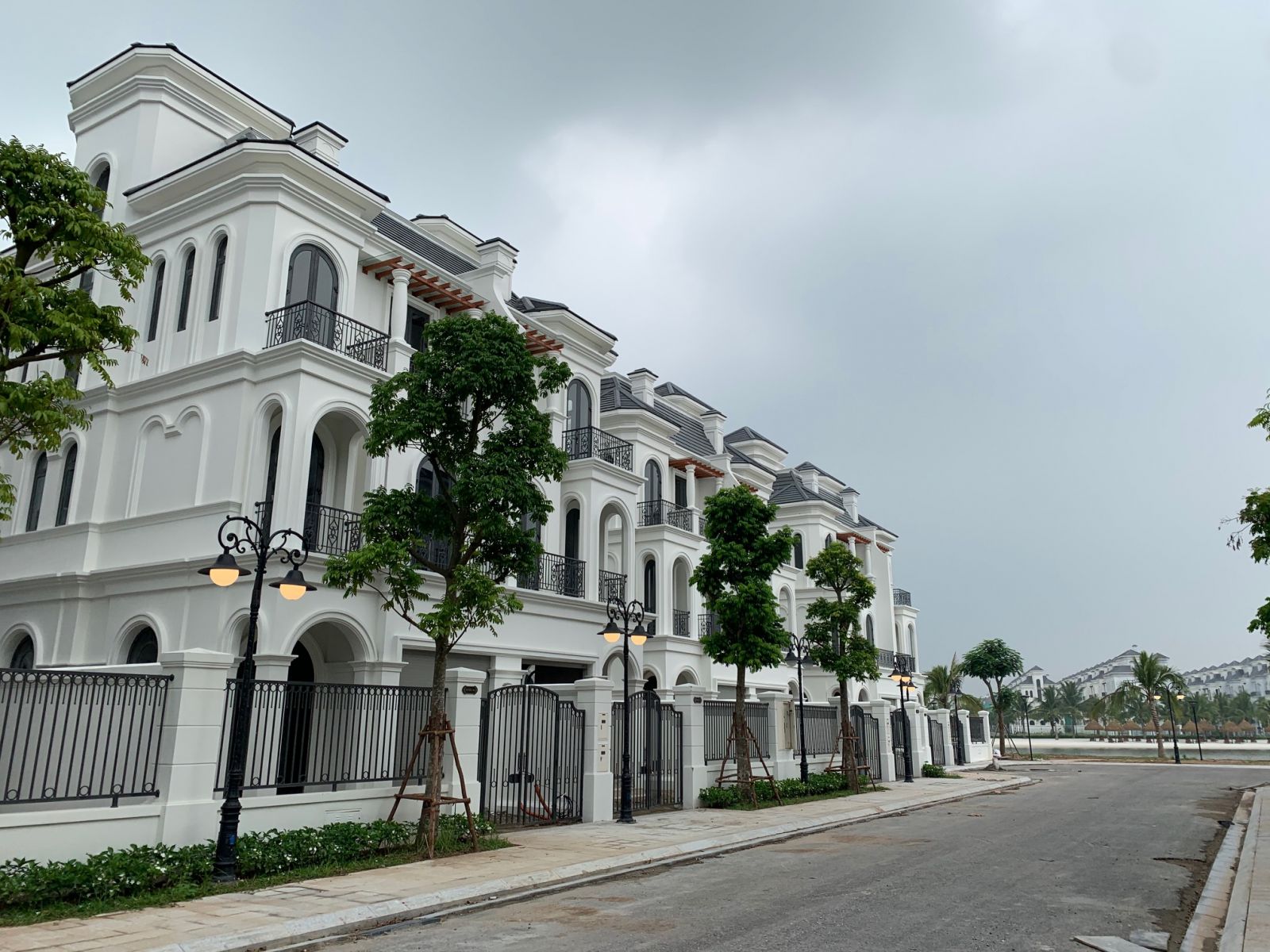 chuyển nhượng biệt thự song lập Ngọc Trai đảo nhỏ Vinhomes Gia Lâm