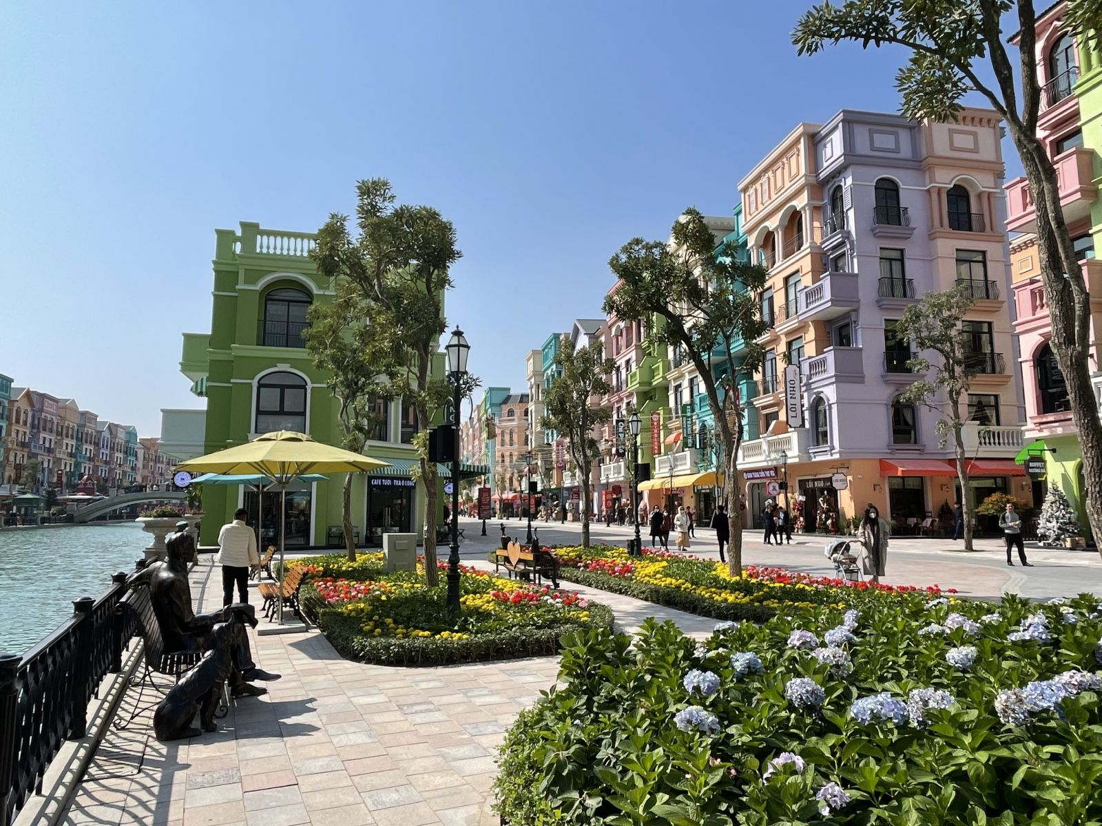 shop mega grand world hà nội